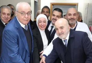 وزير الصحة العامة الدكتور ركان ناصر الدين، ممثّلًا بالدكتور جهاد مكوك، وبحضور رئيس جمعية المقاصد الخيرية الإسلامية في بيروت الدكتور فيصل سنّو