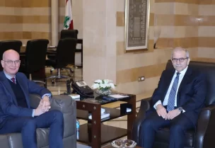 رئيس مجلس الوزراء الدكتور نواف سلام في السراي الحكومي مع سفير ألمانيا في لبنان كورت جورج شتوكل-شتيلفريد