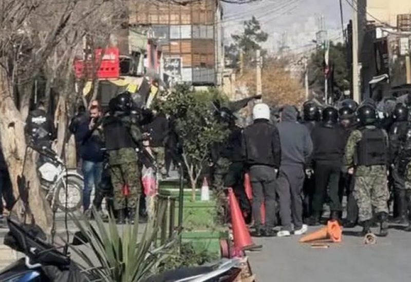 احتجاجات شعبية في إيران رفضاً لسياسات الحكومة الاقتصادية