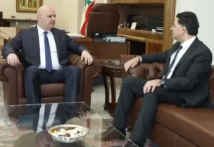 رئيس الجمهورية العماد جوزاف عون مع وزير الإعلام المحامي الدكتور بول مرقص