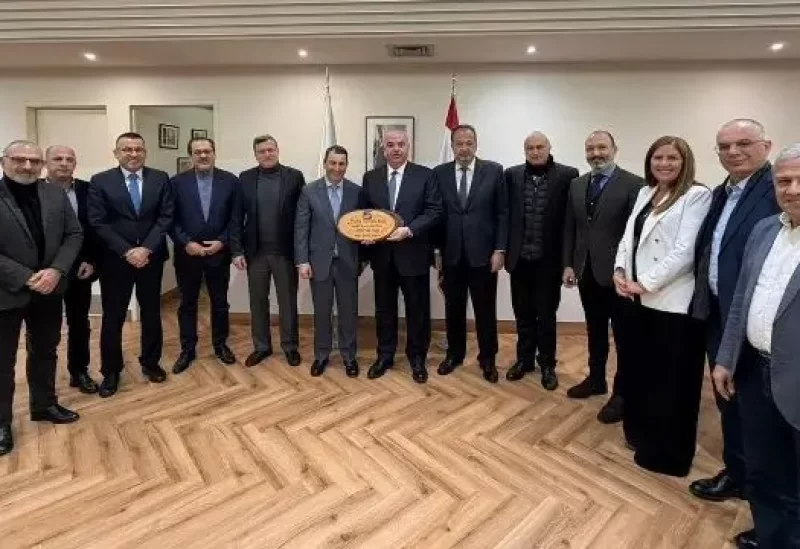 عقد وزير الاتصالات شارل الحاج اجتماعًا مع رئيس مجلس إدارة شركة "ألفا" رفيق الحداد وإدارة الشركة، لتقييم وضع الشبكة وخطة تطوير القطاع المستقبلي.