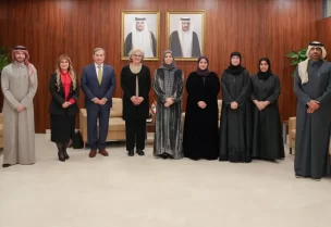 وزيرة التربية والتعليم العالي الدكتورة ريما كرامي زيارتها الرسمية إلى العاصمة القطرية الدوحة، يرافقها مديرة مكتبها مايا مداح، حيث عقدت اجتماعًا مع وزيرة التربية والتعليم العالي في دولة قطر السيدة لولوة الخاطر، بحضور سفير لبنان في قطر بلال قبلان، وعدد من المسؤولين والمستشارين في الوزارة القطرية.