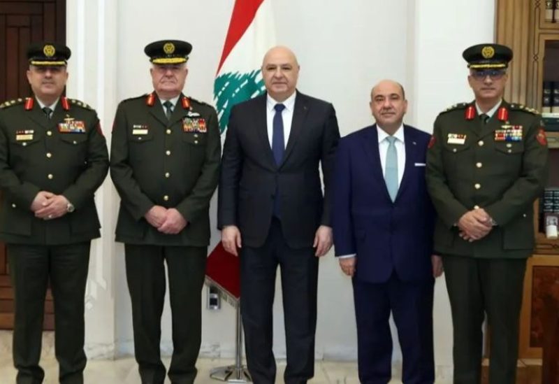 رئيس الجمهورية جوزاف عون خلال استقباله قائد الجيش الأردني اللواء يوسف الحنيطي