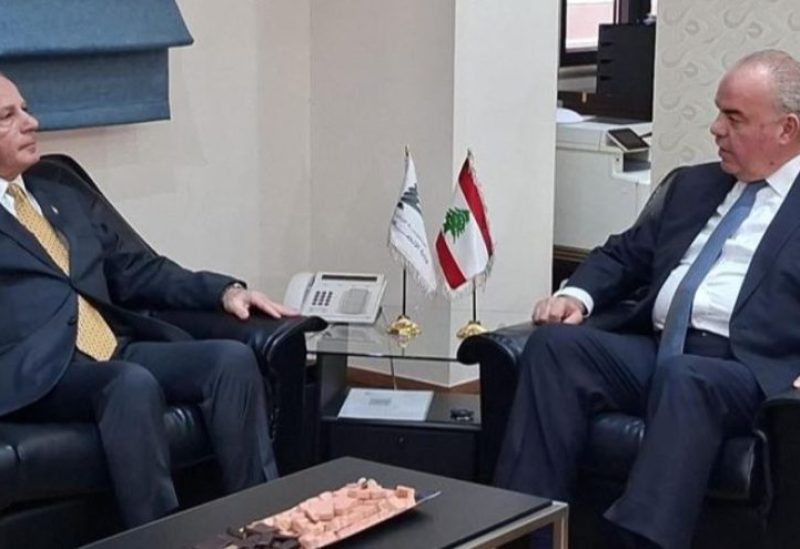 وزير الاتصالات شارل الحاج يستقبل السفير الأميركي ميشال عيسى في مقر الوزارة