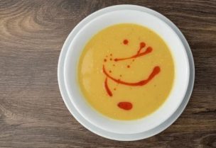 شوربة العدس