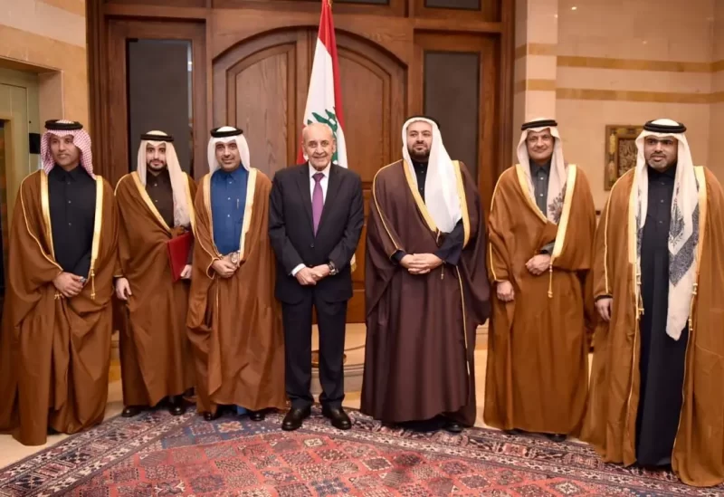 رئيس مجلس النواب نبيه بري في مقر الرئاسة الثانية في عين التينة، مع وزير الدولة القطري الدكتور محمد عبد العزيز الخليفي والوفد المرافق، بحضور السفير القطري لدى لبنان الشيخ سعود بن عبد الرحمن آل ثاني، والمستشار الإعلامي للرئيس بري علي حمدان.