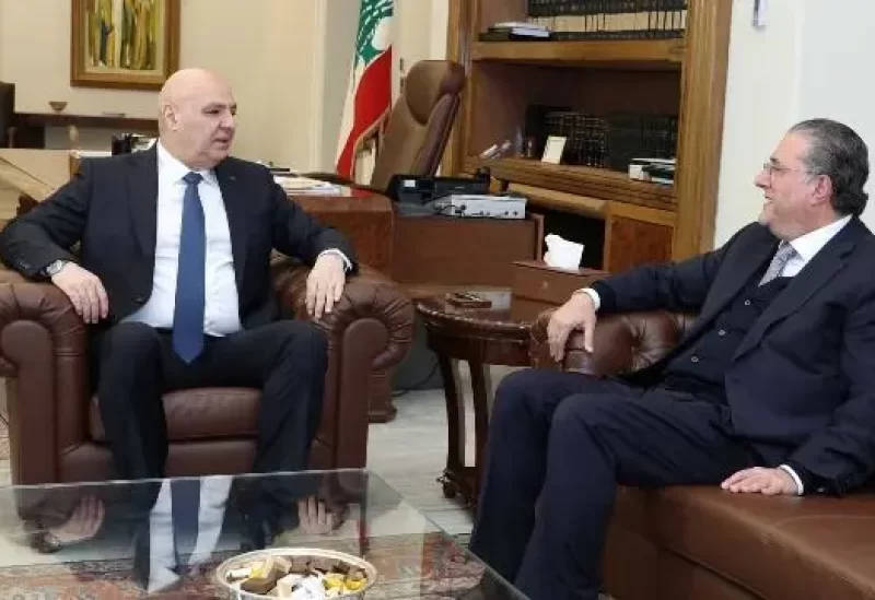 رئيس الجمهورية العماد جوزاف عون بعد ظهر اليوم في قصر بعبدا مع رئيس الهيئات الاقتصادية، الوزير السابق محمد شقير
