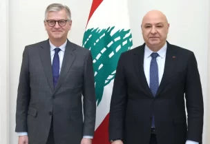 رئيس الجمهورية العماد جوزاف عون مع وكيل الأمين العام للأمم المتحدة لإدارة عمليات السلام جان بيار لاكروا في قصر بعبدا