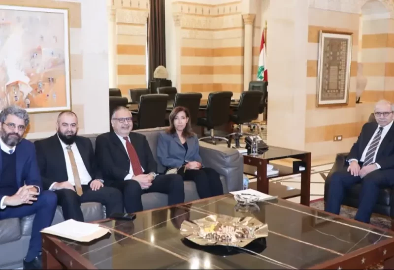رئيس مجلس الوزراء الدكتور نواف سلام النائبة حليمة القعقور