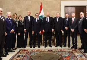رئيس الجمهورية العماد جوزاف عون مع وفد "الندوة الاقتصادية اللبنانية" في قصر بعبدا