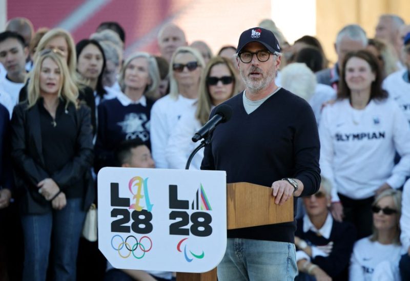 اخبار المجتمع – صحيفة: رئيس أولمبياد 2028 يعرض وكالة مواهبه للبيع!