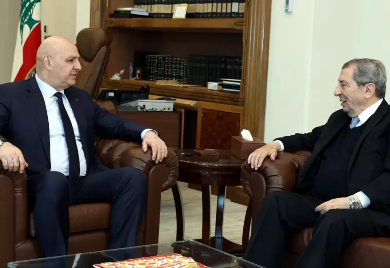 لبنان – الرئيس عون يؤكد التمسك بإجراء الانتخابات واحترام الدستور