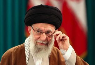 المرشد الأعلى الإيراني علي خامنئي
