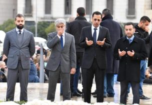 ا زار سفير الإمارات العربية المتحدة في لبنان فهد سالم سعيد الكعبي الضريح