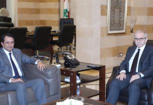 رئيس مجلس الوزراء الدكتور نواف سلام يستقبل سفير دولة قطر لدى لبنان الشيخ سعود بن عبد الرحمن ال ثاني