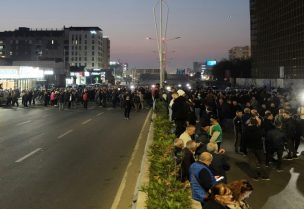 من الاحتجاجات الألبانية. أ.ب