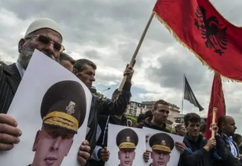 أعضاء جيش تحرير كوسوفو سابقا يحظون بتقدير كبير وسط السكان المنحدرين من أصول ألبانية