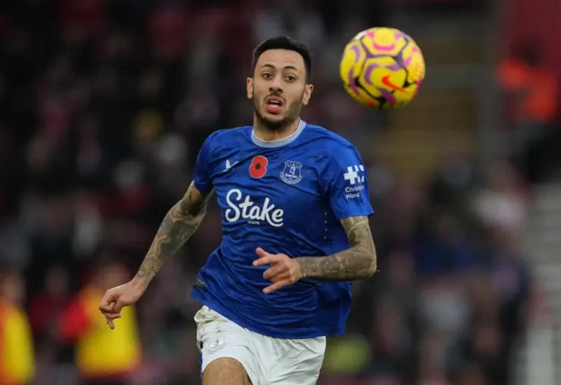 دوايت ماكنيل لاعب إيفرتون