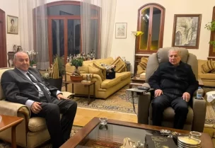 الرئيس أمين الجميّل في دارته في بكفيا نائب رئيس الجمهورية العراقية السابق الدكتور إياد علاوي