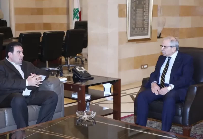 رئيس مجلس الوزراء الدكتور نواف سلام في السرايا الحكومية النائب وليد البعريني