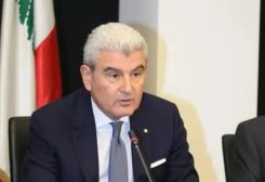 وزير الصناعة جو عيسى الخوري