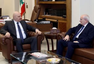 رئيس الجمهوريّة جوزاف عون ووزير الدفاع الوطني ميشال منسّى