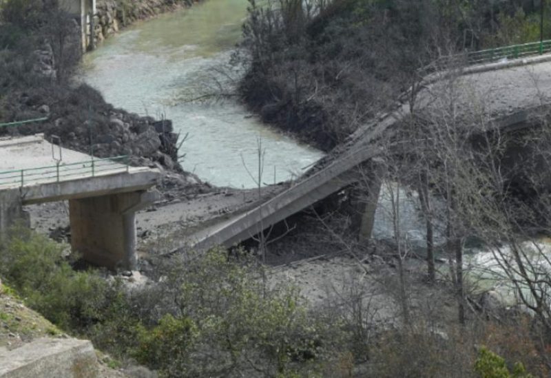 لبنان – استهداف الجسور والطرق.. هكذا سيتم عزل جنوب الليطاني!