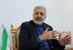 السفير الإيراني لدى السعودية علي رضا عنايتي