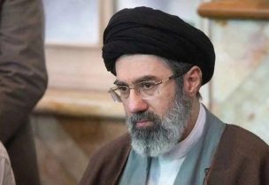 المرشد الإيراني مجتبى خامنئي