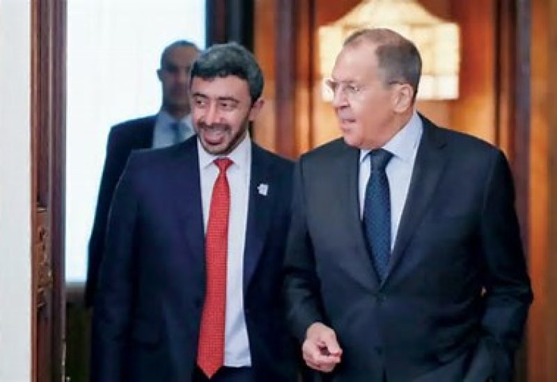 وزير الخارجية الروسي سيرغي لافروف ونظيره الإماراتي عبد الله بن زايد آل نهيان