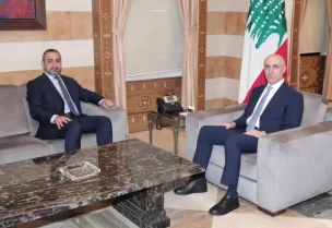 وزير الداخلية والبلديات أحمد الحجار في مكتبه النائب غسان عطالله