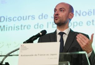 وزير الخارجية الفرنسي، جان نويل بارو