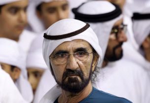 رئيس الوزراء الإماراتي الشيخ محمد بن راشد آل مكتوم في لدى حضوره سباقا للخيل خلال كأس دبي العالمي يوم 28 مارس آذار 2026. تصوير: عمرو الفقي - رويترز