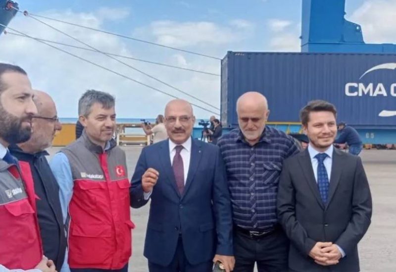 وصول شحنة المساعدات التركية إلى مرفأ بيروت لدعم المتضررين من العدوان الإسرائيلي