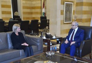 رئيس مجلس الوزراء الدكتور نواف سلام يستقبل المنسقة الخاصة للأمم المتحدة في لبنان السفيرة جينين هينيس بلاسخارت