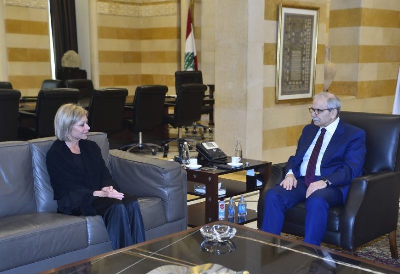 رئيس مجلس الوزراء الدكتور نواف سلام يستقبل المنسقة الخاصة للأمم المتحدة في لبنان السفيرة جينين هينيس بلاسخارت