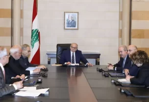 رئيس مجلس الوزراء الدكتور نواف سلام اجتماعاً للجنة متابعة خطة العمل التي وضعتها مجموعة العمل المالي (FATF)، بحضور نائب رئيس الحكومة طارق متري، ووزراء المال ياسين جابر، العدل عادل نصار، الداخلية والبلديات أحمد الحجار، إضافة إلى حاكم مصرف لبنان كريم سعيد، ورئيس هيئة التحقيق الخاصة عبد الحفيظ منصور.