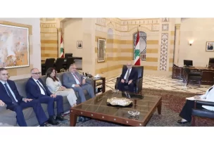رئيس مجلس الوزراء الدكتور نواف سلام في السرايا الحكومية الأمين التنفيذي للجنة الأمم المتحدة الاقتصادية والاجتماعية لغربي آسيا (الإسكوا)، الدكتور مراد وهبة،