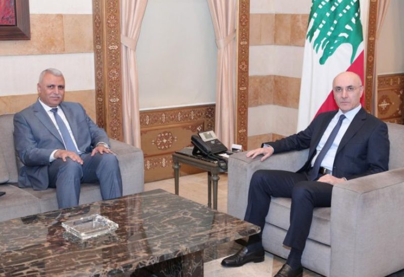 وزير الداخلية والبلديات أحمد الحجار، والمدير العام للأمن العام اللواء حسن شقير.