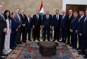 رئيس الجمهورية العماد جوزاف عون أمام وفد من نقباء المهن الحرة