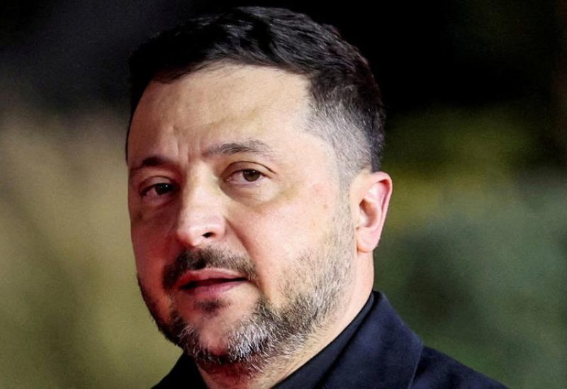 الرئيس الأوكراني فولوديمير زيلينسكي خلال قمة غير رسمية للقادة الأوروبيين في أيا نابا بقبرص يوم 23 أبريل نيسان 2026. تصوير: يانيس كورت أوغلو - رويترز