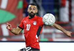 محمد صلاح في مباراة مع منتخب مصر