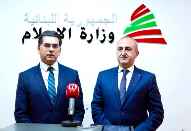 وزير الإعلام المحامي الدكتور بول مرقص في مكتبه في الوزارة ممثل المنظمة الدولية للفرنكوفونية في الشرق الأوسط لوفان أميرجانيان
