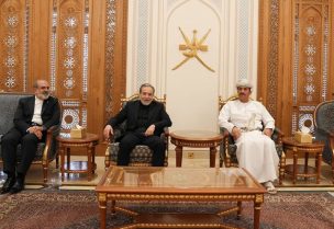 وزير الخارجية الإيراني عباس عراقجي ونظيره العماني بدر البوسعيدي