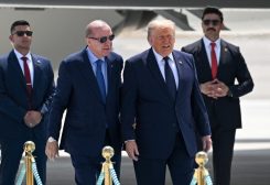 الرئيس التركي رجب طيب أردوغان مع نظيره الأمريكي دونالد ترامب