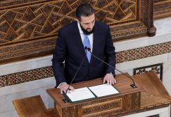 الرئيس السوري أحمد الشرع خلال أول جلسة لمجلس الشعب السوري