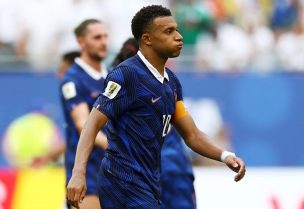 كيليان مبابي يتصدّر قائمة الهدافين بــ 10 أهداف في كأس العالم 2026