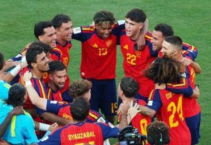 إسبانيا تحصد لقب كأس العالم للمرة الثانية في تاريخها. رويترز