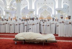 تشييع جثمان الشيخ حمد بن خليفة في الدوحة