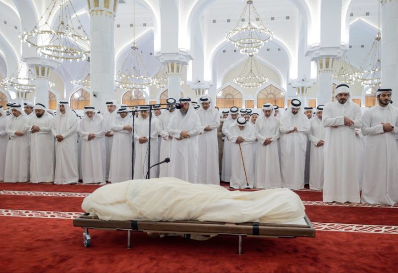 تشييع جثمان الشيخ حمد بن خليفة في الدوحة